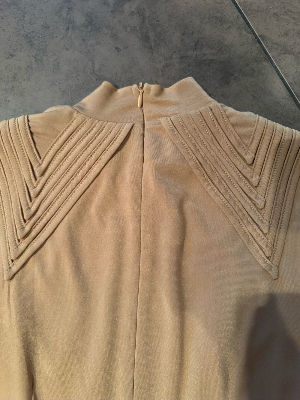 INDIKAH Sleeveless Midi Dress with Textured V-Panel in Tan - AU8 - Picture 4 of 8
